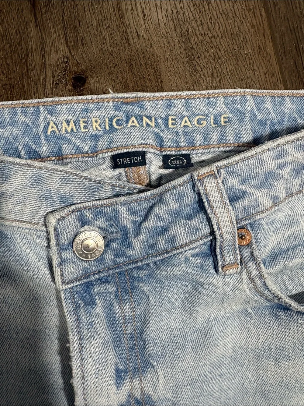 American Eagle Outfitters classic light